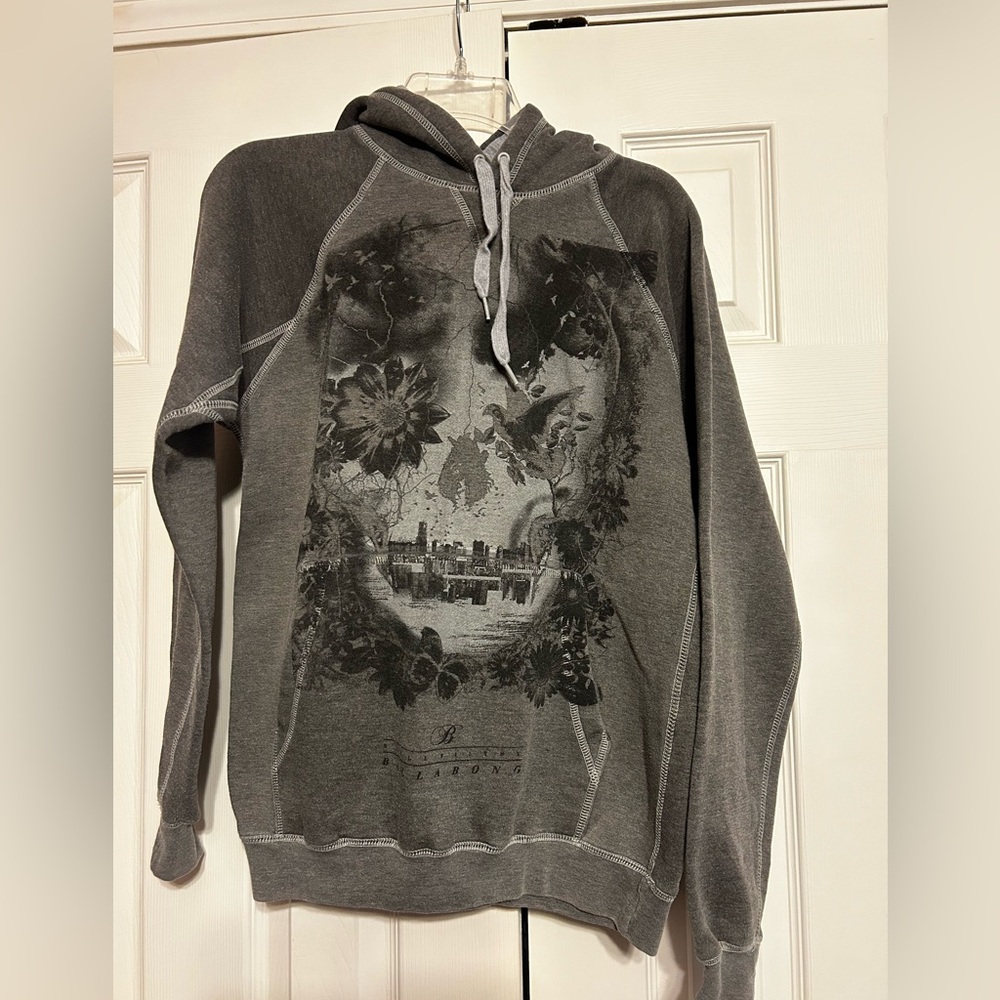 Billabong skull hoodie size small